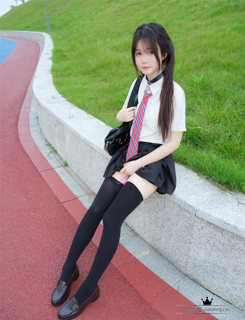 3ce524825b7c4c40d8a0.jpg