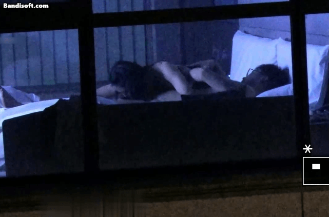 161138y3dhc1eu5u3h1d0z.gif