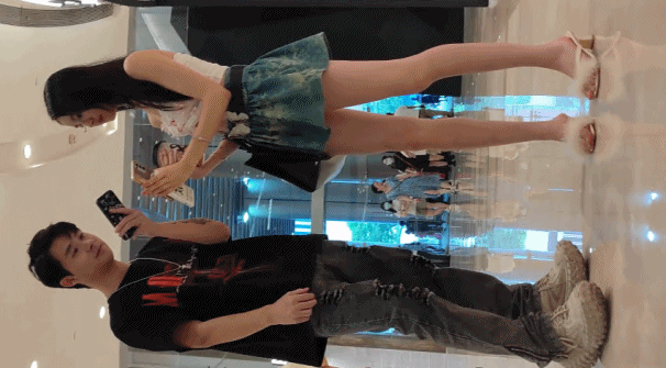 222551j9rs3sk18vzfrsvr.gif