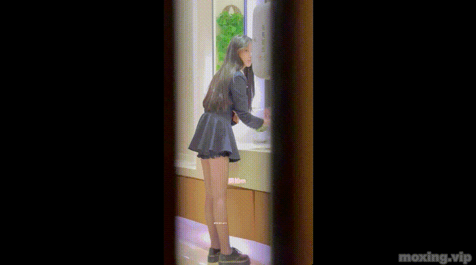 023619xidnn7nmni7snasl.gif