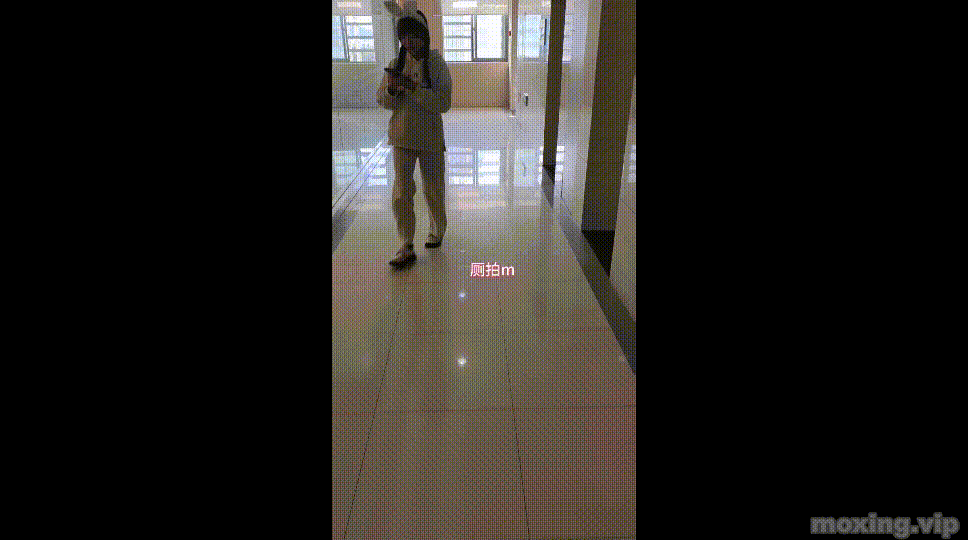 023627vg1u661477n68071.gif