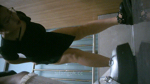 225936jh88h5qazmwhzjwp.gif