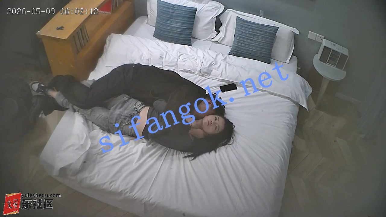185453kt3to3i0iiiviz9t.jpg