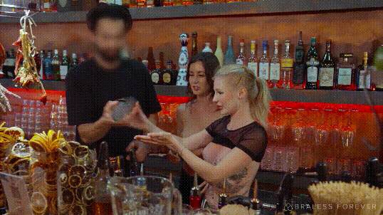 601a19474ca9cffefbd01f54de5acd12.gif
