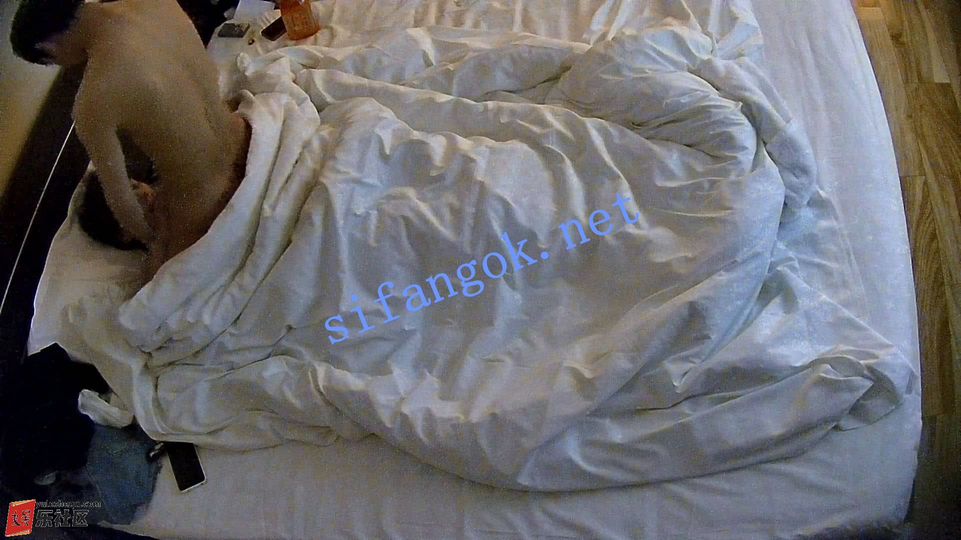 235656jm1bkidxm818k8is.jpg