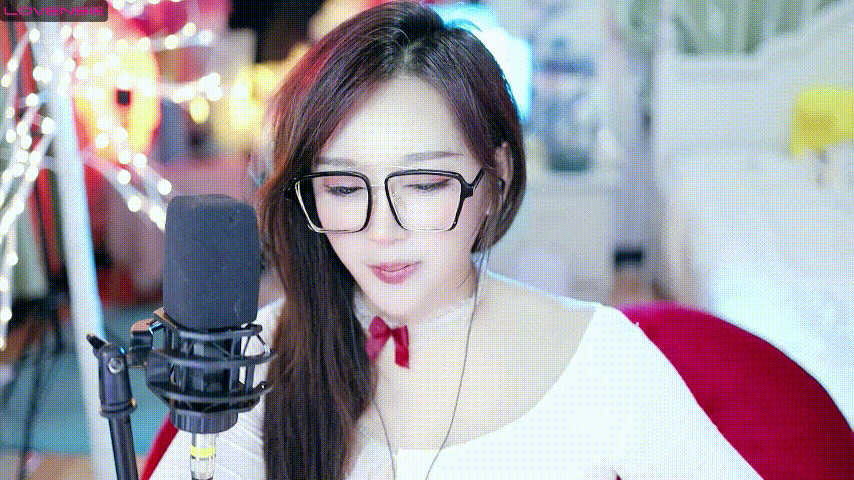 233524czjr9iqai139i5tb.gif