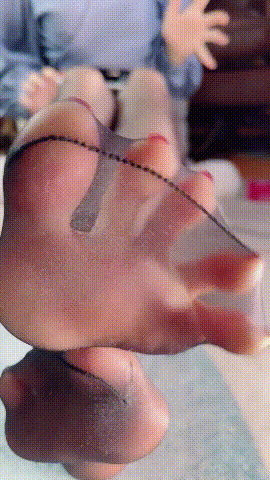 943f266d6d76a9541cc0b1ca31b1ce4b.gif